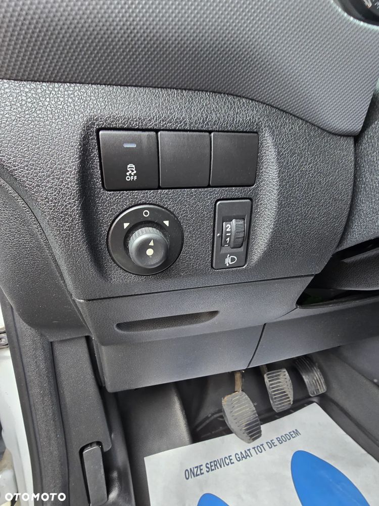 Citroën BERLINGO - 23