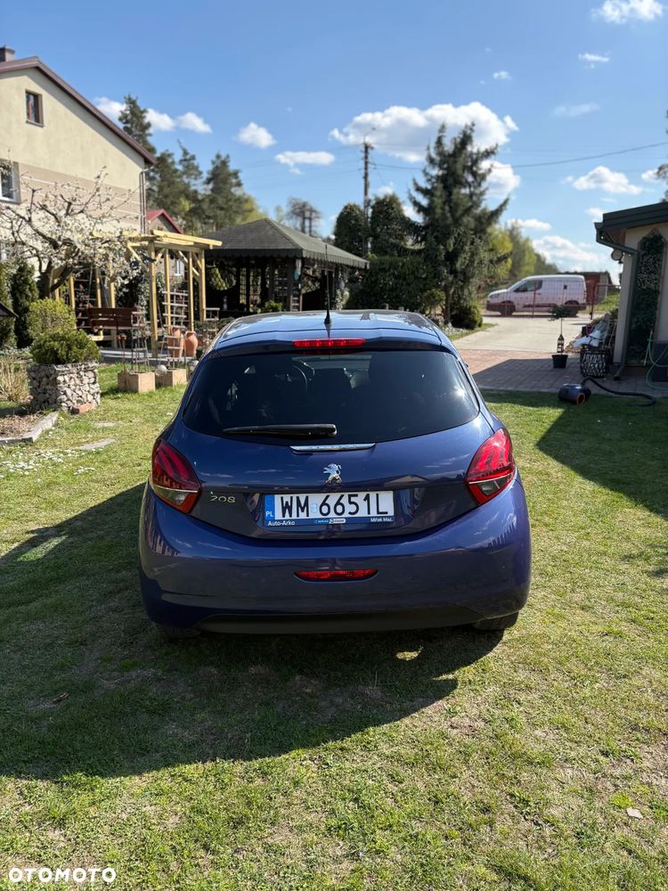 Peugeot 208 1.2 PureTech Style - 17