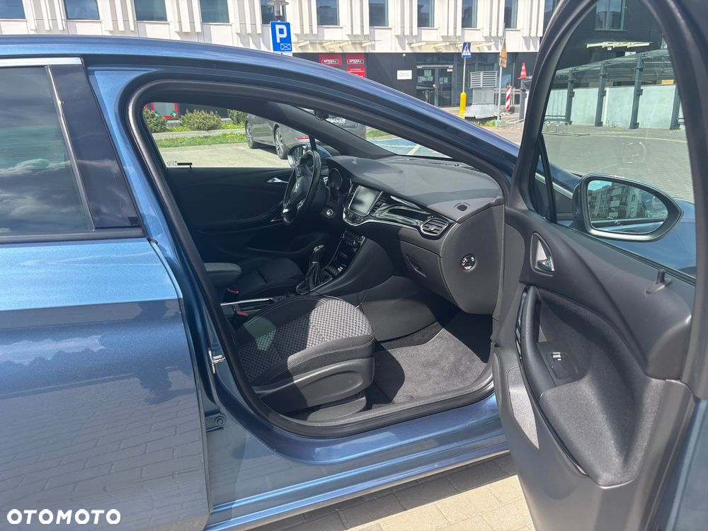 Opel Astra 1.4 T Dynamic - 11