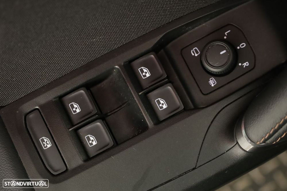 Cupra Formentor 1.5 e-Hybrid DSG - 19