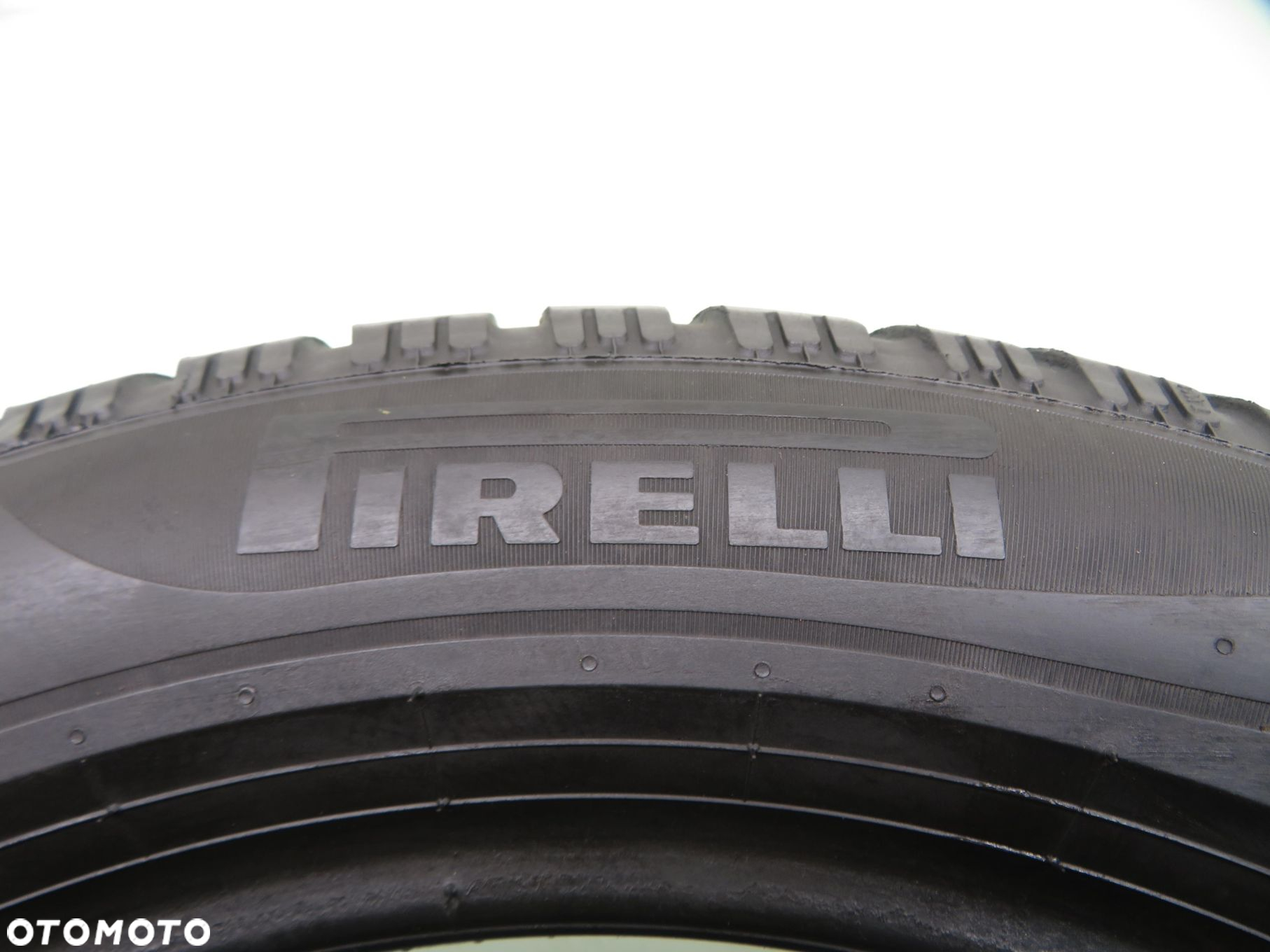 1x 215/55R17 OPONA ZIMOWA Pirelli Winter 2 Cinturato 98V - 3