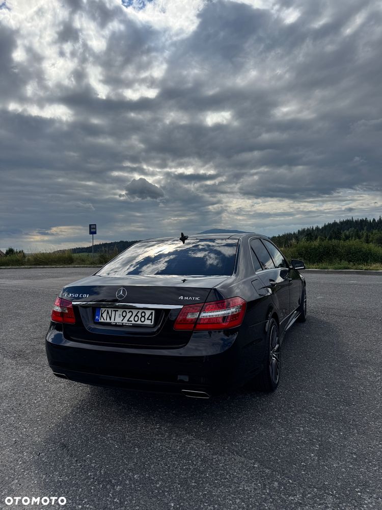 Mercedes-Benz Klasa E 350 CDI DPF 4Matic BlueEFFICIENCY 7G-TRONIC Avantgarde - 9