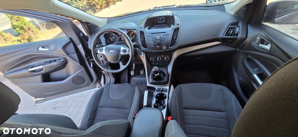 Ford Kuga 2.0 TDCi FWD Trend - 33