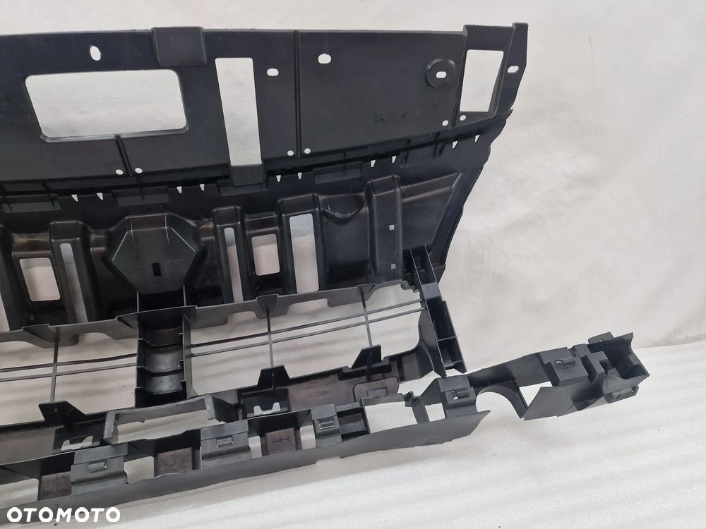 RENAULT SCENIC III 3 LIFT 12- WZMOCNIENIE GÓRNE ZDERZAKA + ABSORBER , NR 620363078R + 620906059R , NR AUKCJI WGN37 - 17