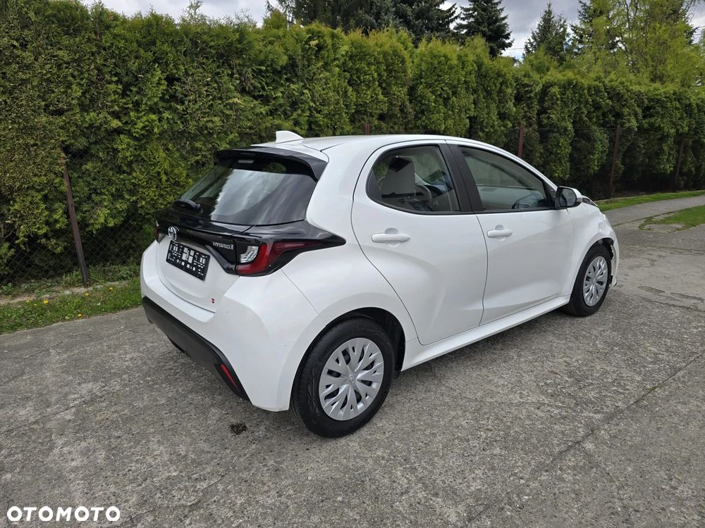 Toyota Yaris Hybrid 1.5 Selection Style - 8