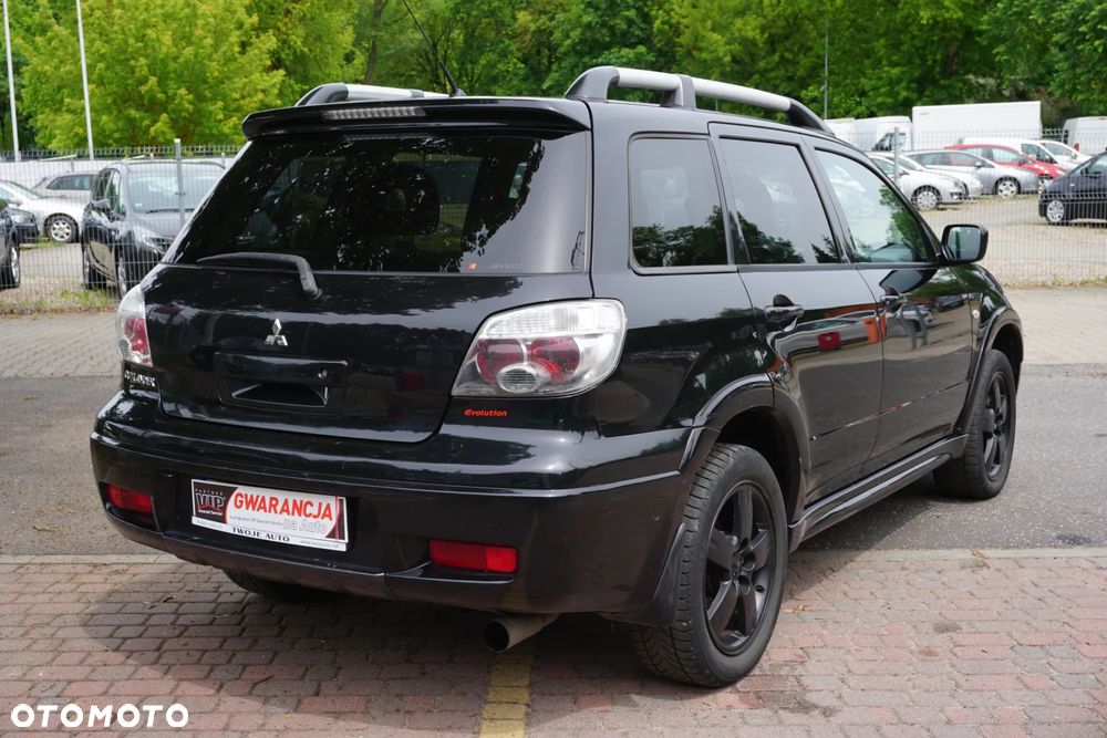 Mitsubishi Outlander 2.0 Turbo 4WD - 3