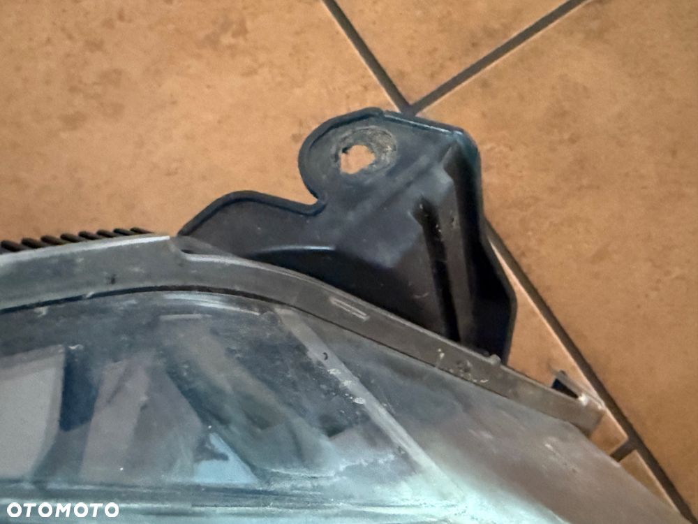 LAMPY KOMPLET XENON ASTRA H PRZÓD - 9