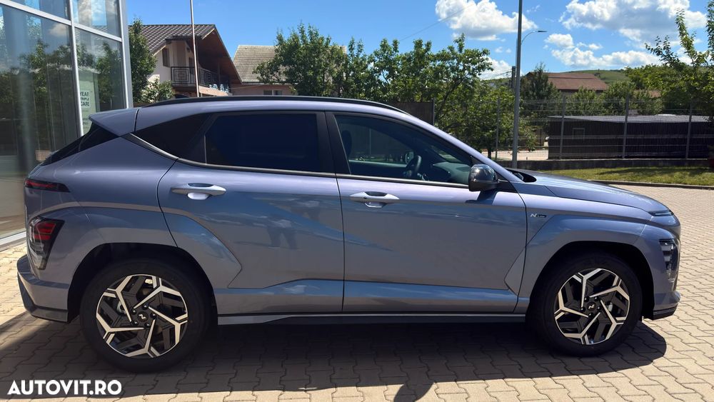 Hyundai KONA - 8