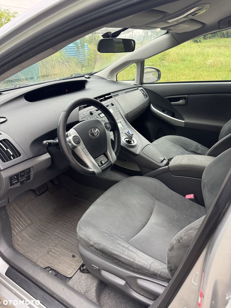 Toyota Prius - 7
