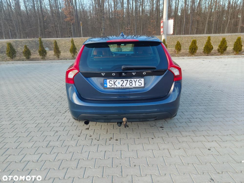Volvo V60 D3 Summum - 5