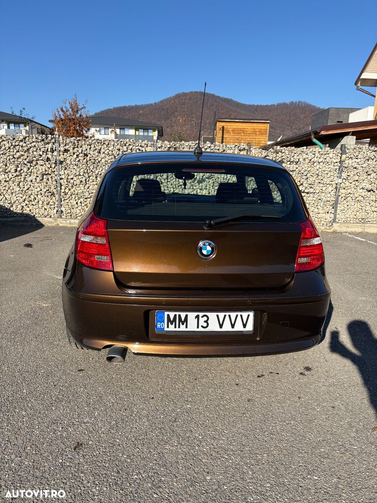 BMW Seria 1 118d - 4
