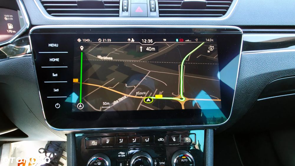 Skoda Superb 2.0 TDI L&K DSG - 33