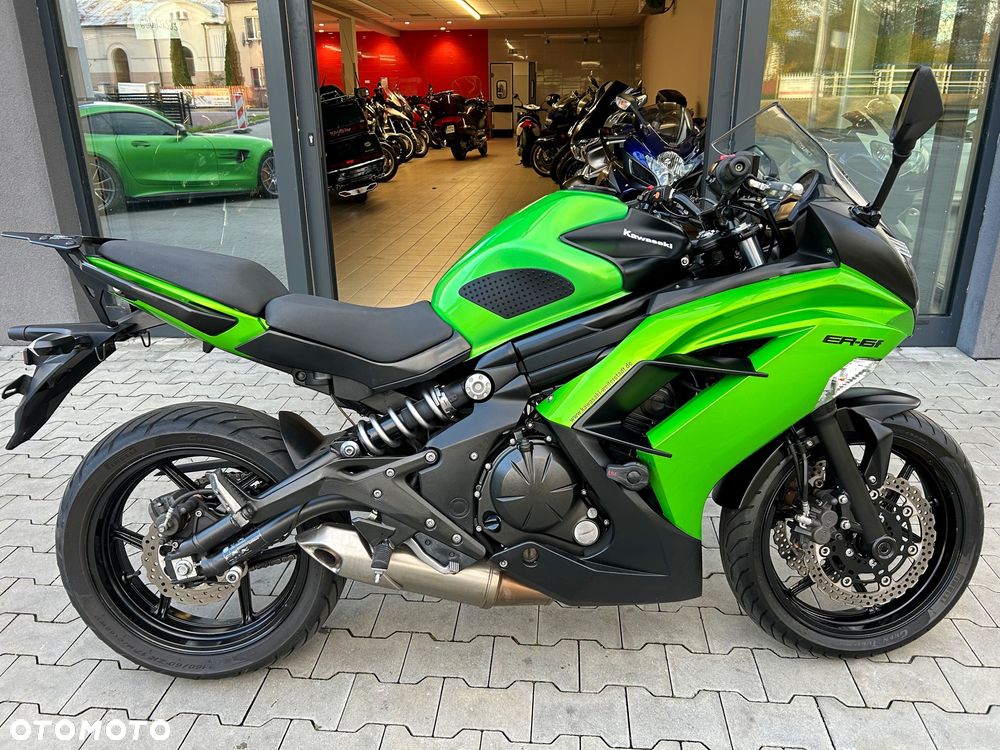 Kawasaki ER - 10