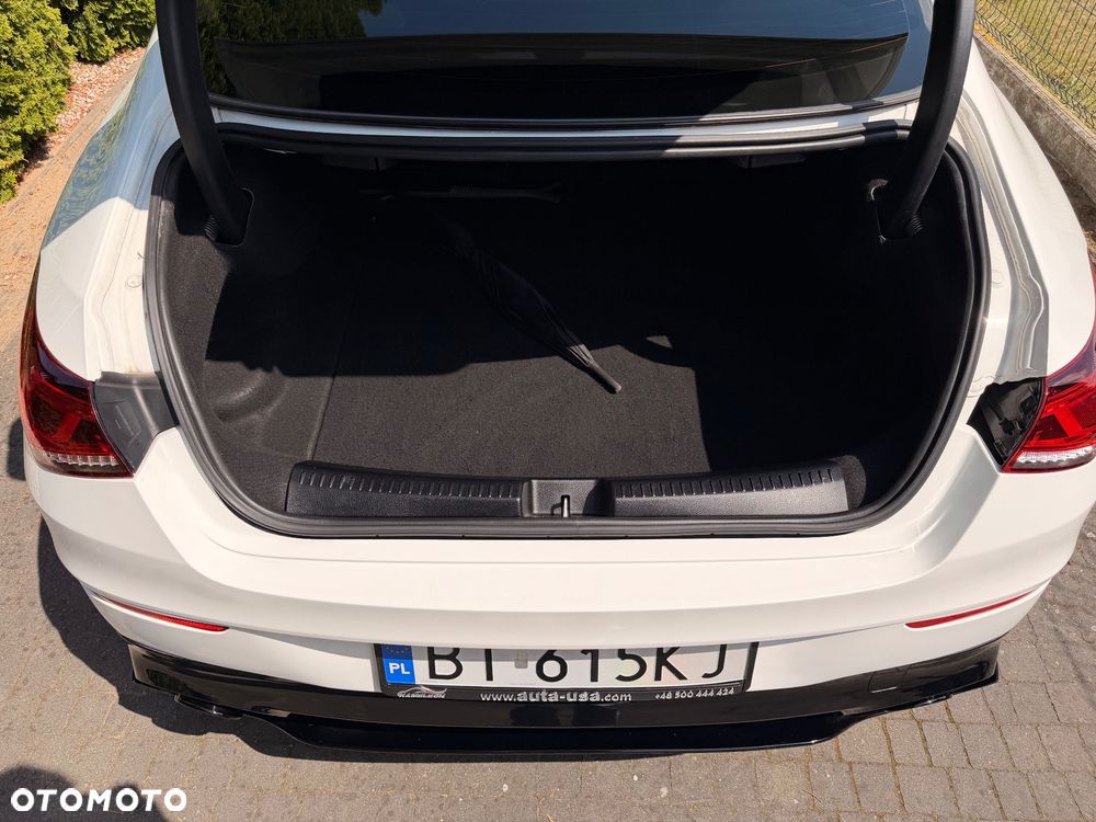 Mercedes-Benz CLA 250 4-Matic Edition 1 7G-DCT - 12