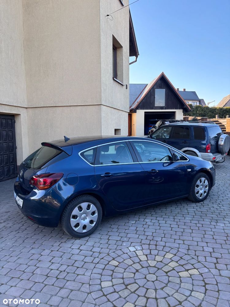 Opel Astra 1.7 CDTI Edition - 5