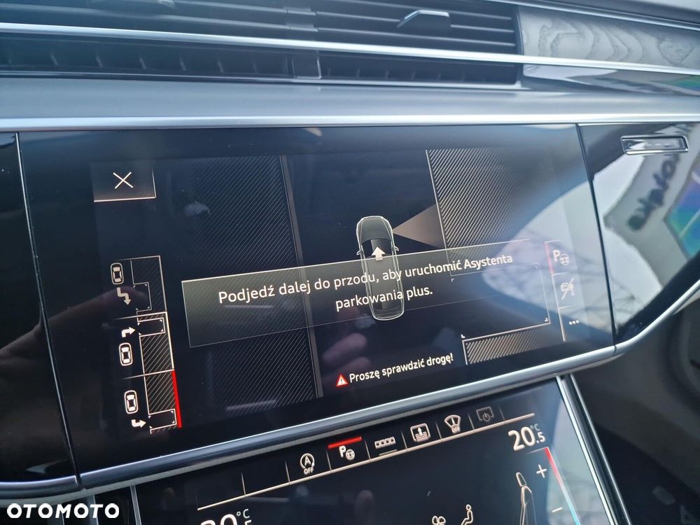 Audi A8 - 30