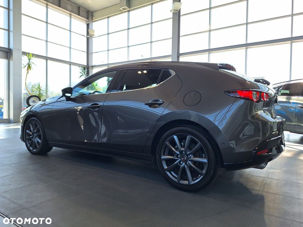Mazda 3 - 6