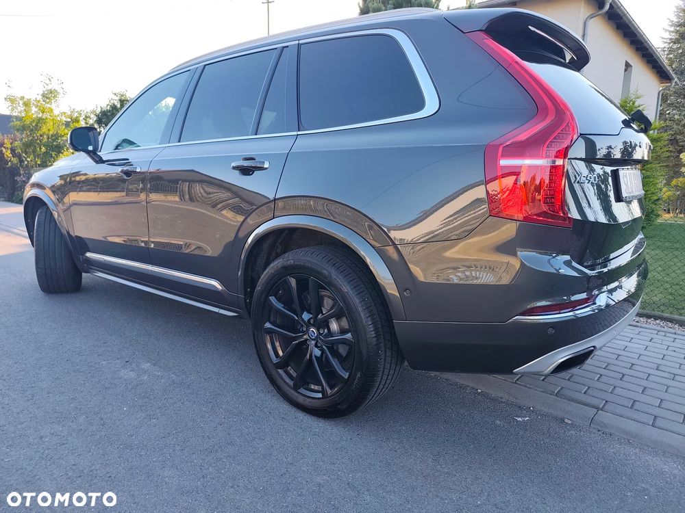 Volvo XC 90 - 8