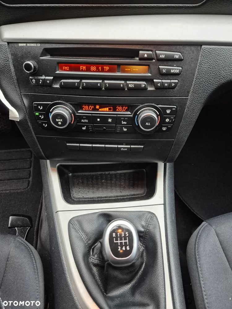 BMW Seria 1 116d Sport Line - 15