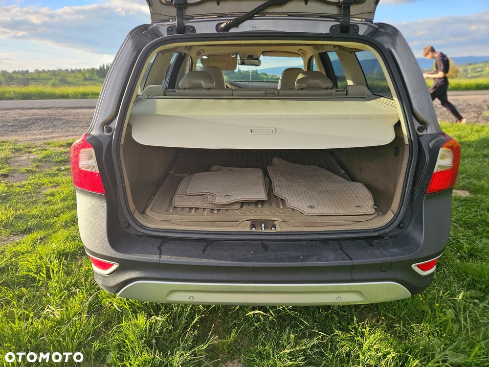 Volvo XC 70 - 12