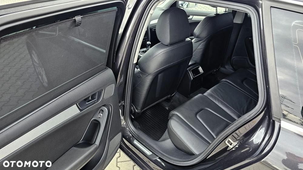 Audi A4 Avant 2.0 TDI - 19