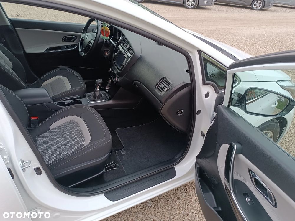 Kia Ceed 1.6 CRDi S - 29