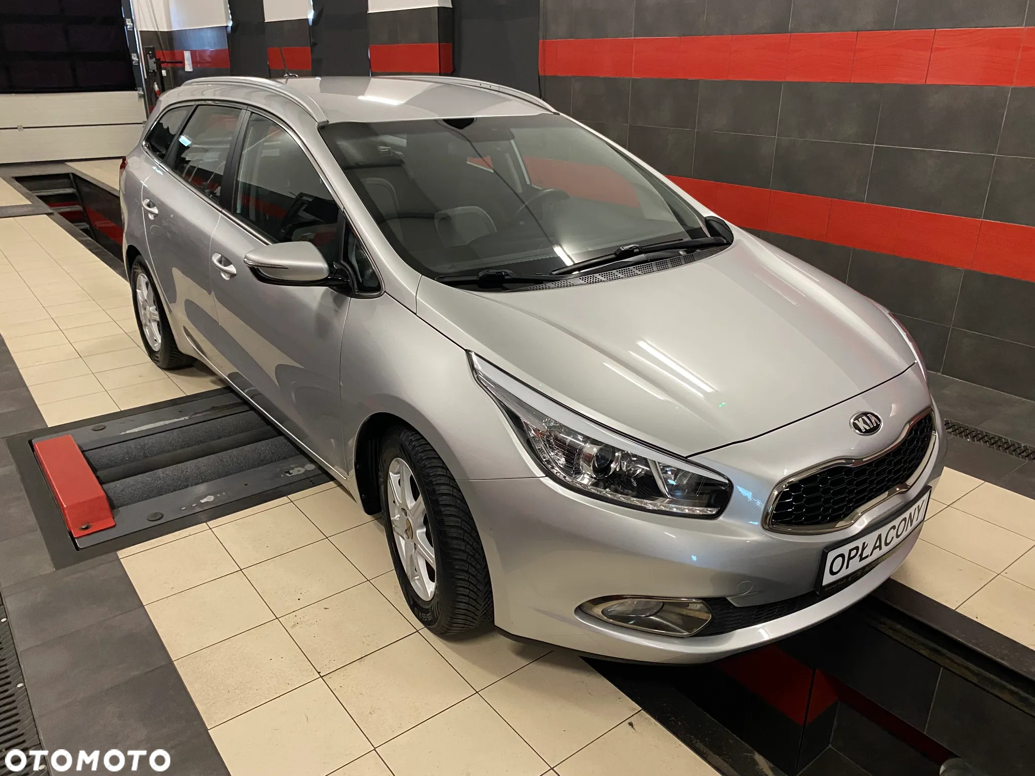 Kia Ceed Cee'd 1.6 GDI L Business Line - 4