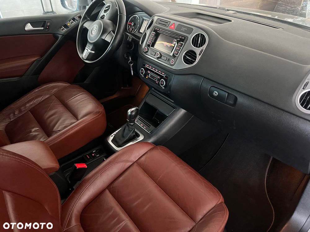 Volkswagen Tiguan 2.0 TDI DPF 4Motion BlueMotion Technology DSG Cup Track & Style - 29