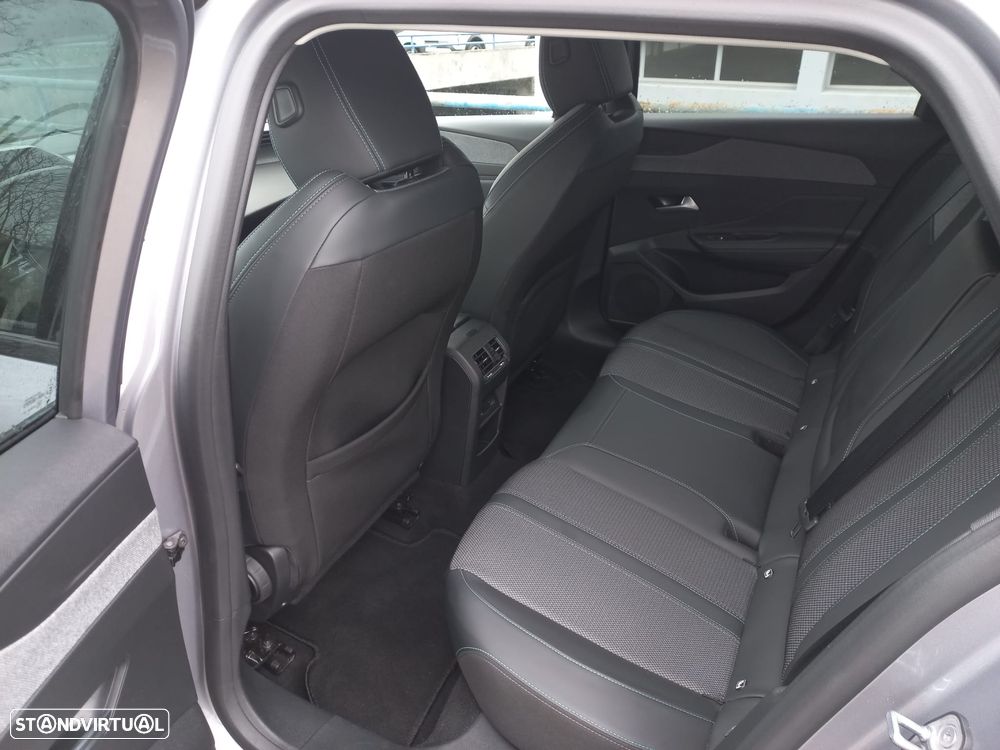 Peugeot 308 SW 1.2 PureTech Allure - 6