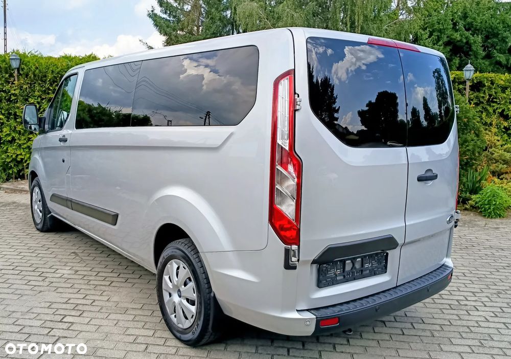 Ford Tourneo Custom 320 L2H1 VA Trend - 11