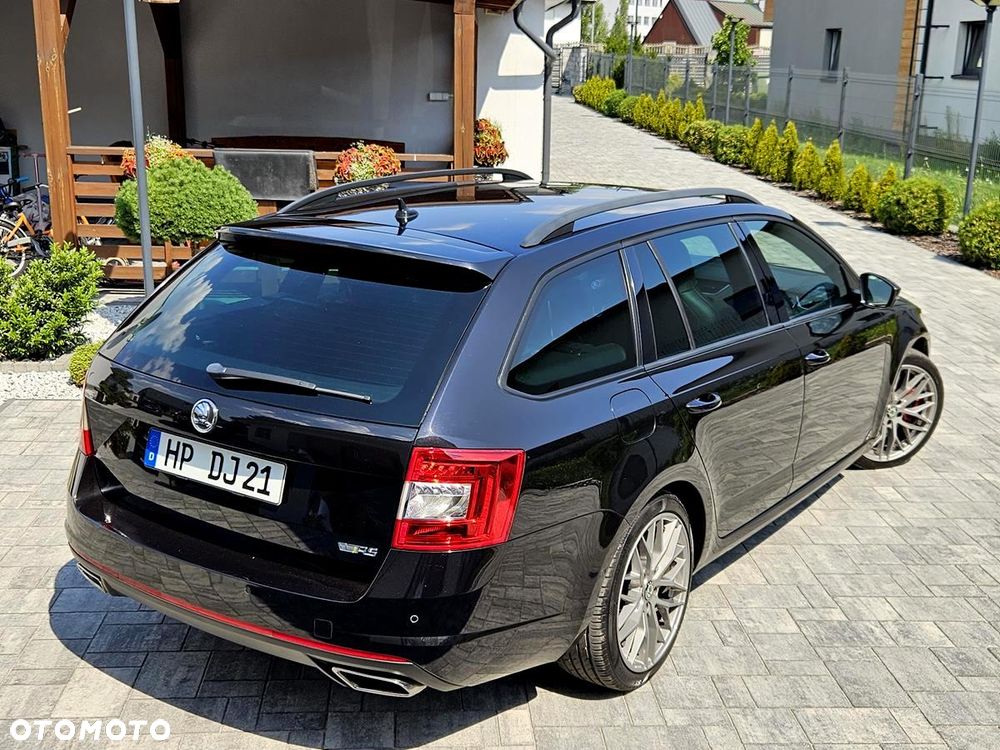 Skoda Octavia 2.0 TDI DSG RS - 11