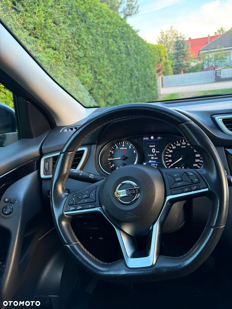 Nissan Qashqai 1.3 DIG-T N-Connecta DCT - 11