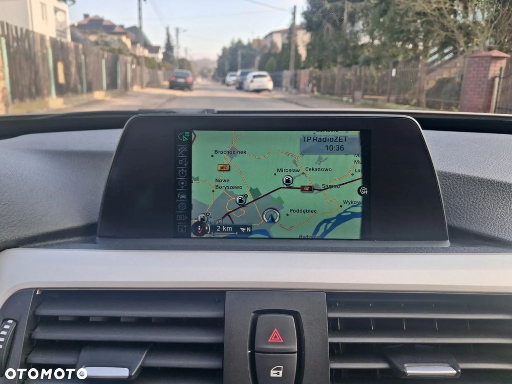 BMW 3GT 318d Luxury Line - 22