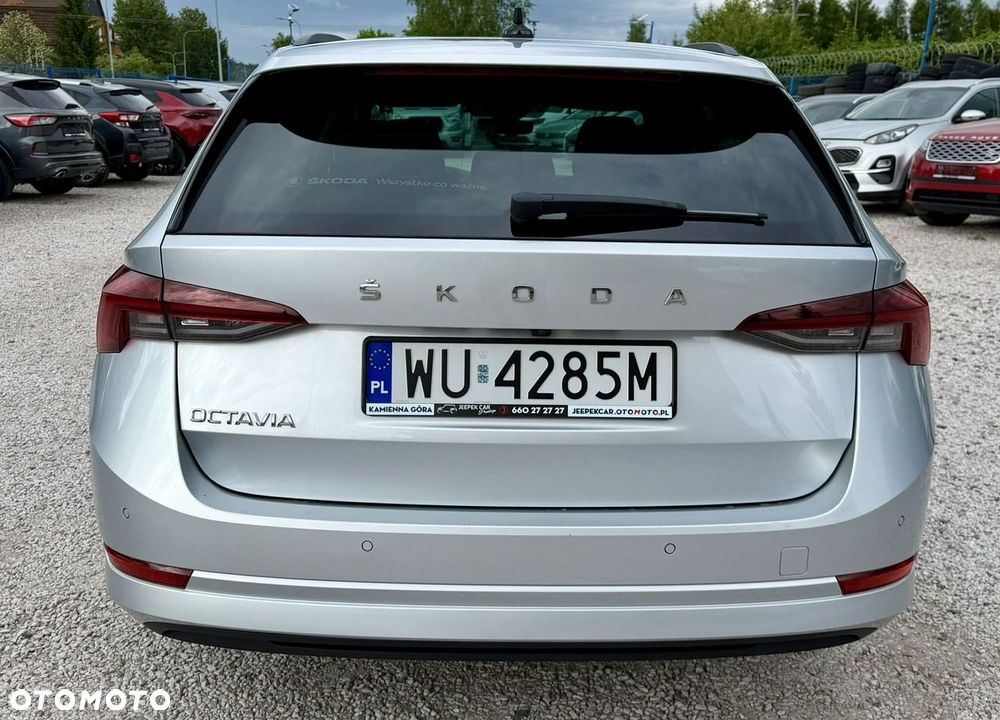 Skoda Octavia 2.0 TDI SCR Ambition - 6