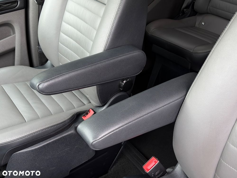 Ford Tourneo Custom 320 L1H1 VA Titanium X - 29