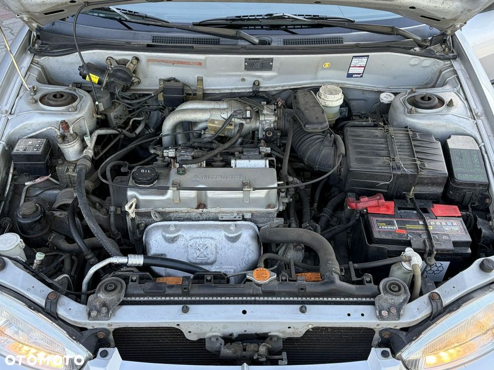 Mitsubishi Colt - 33