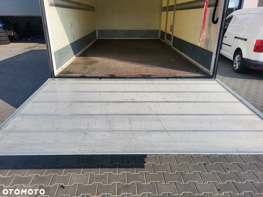 Volkswagen Crafter - 28