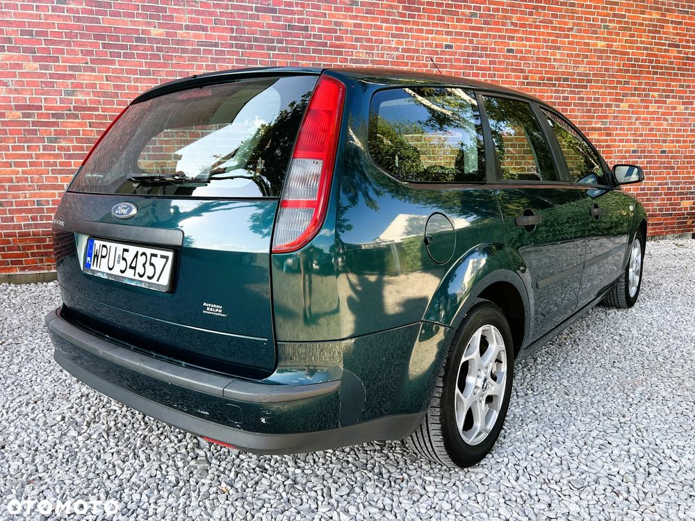 Ford Focus 1.8 Trend - 4