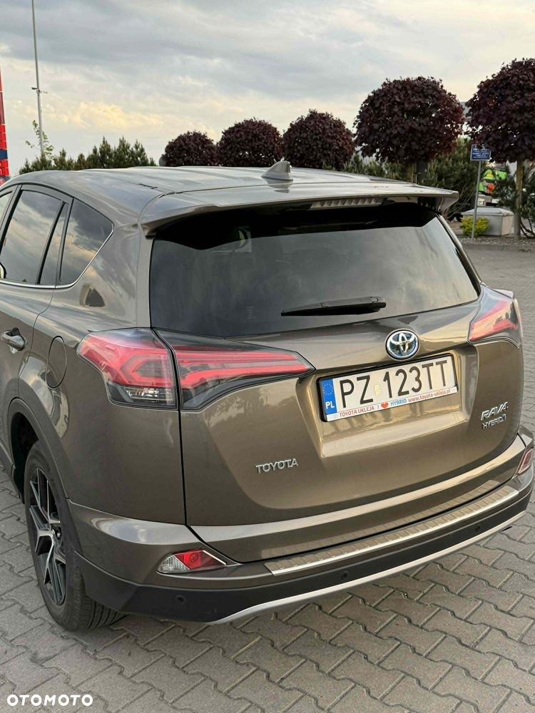 Toyota RAV4 Hybrid Prestige 4x4 - 32