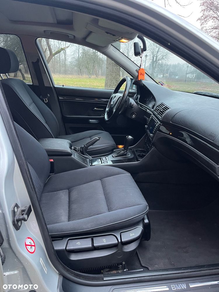 BMW Seria 5 - 16
