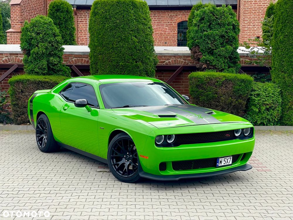Dodge Challenger - 5