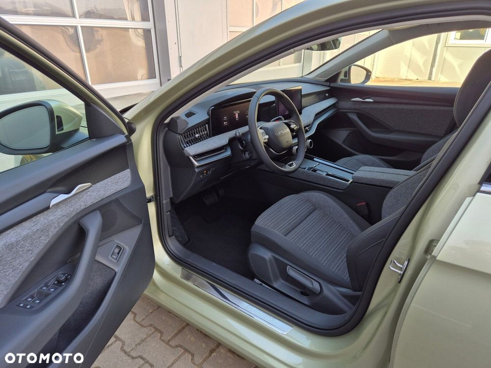 Skoda Superb 1.5 TSI Style DSG - 11