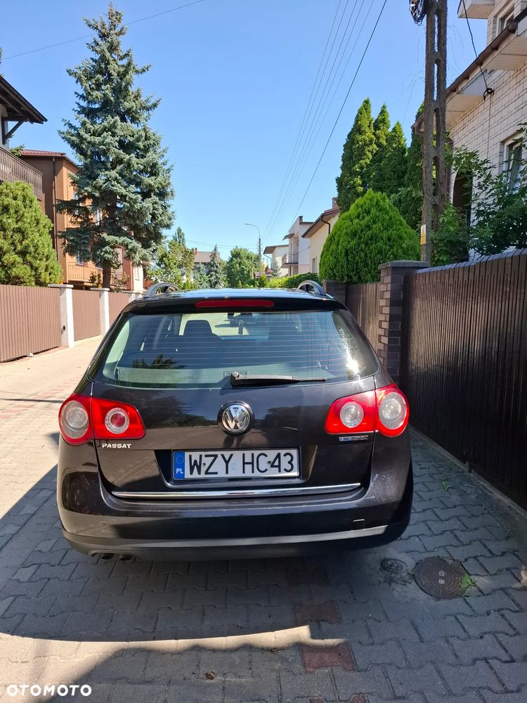 Volkswagen Passat 1.9 TDI Comfortline - 2