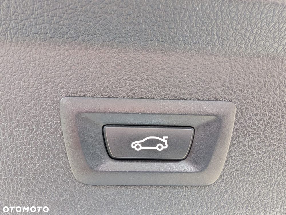 BMW Seria 3 320i GPF Advantage sport - 20