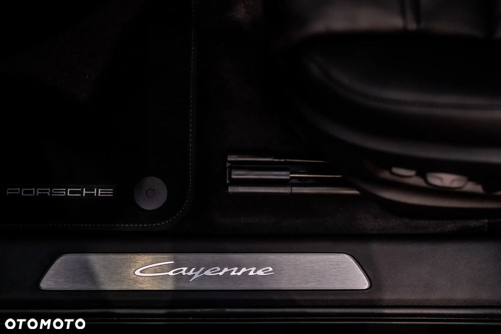 Porsche Cayenne E-Hybrid PHEV - 27