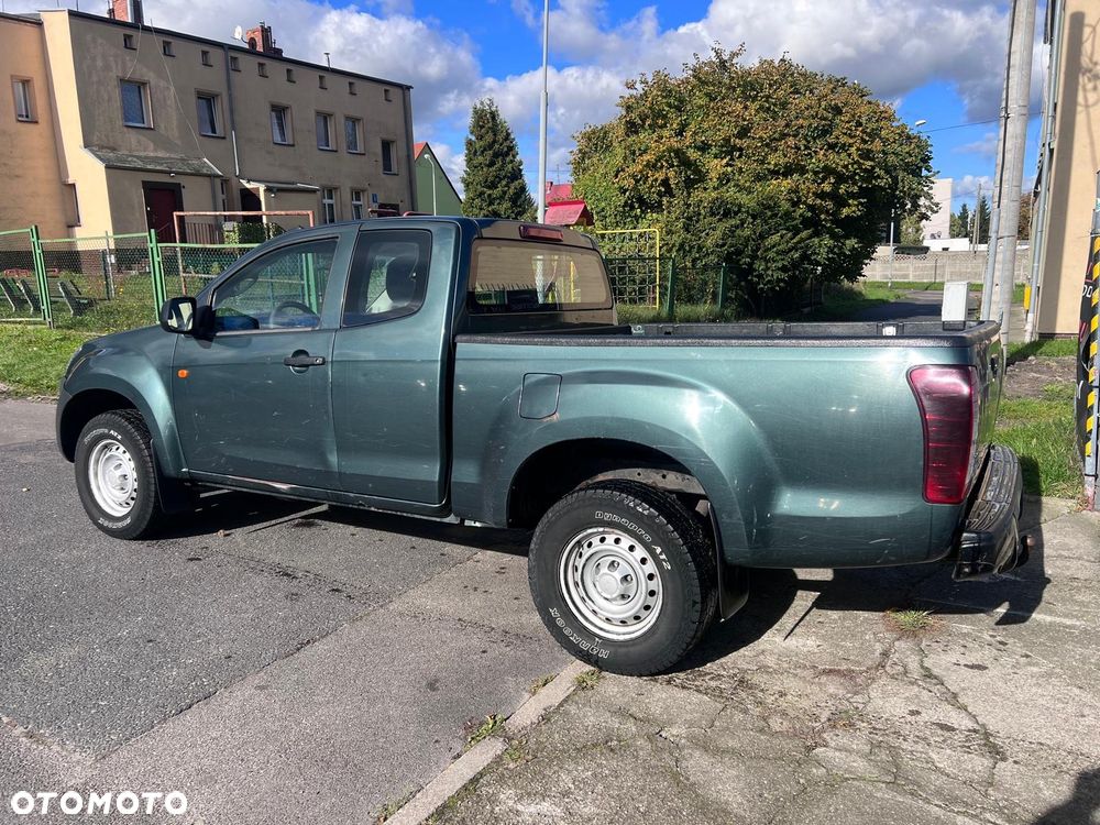 Isuzu D-Max 2.5 SC L - 3