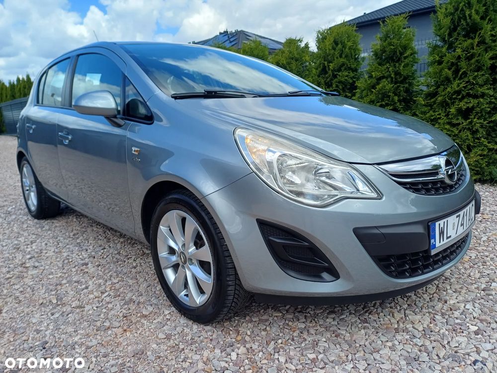 Opel Corsa 1.4 16V Active - 1