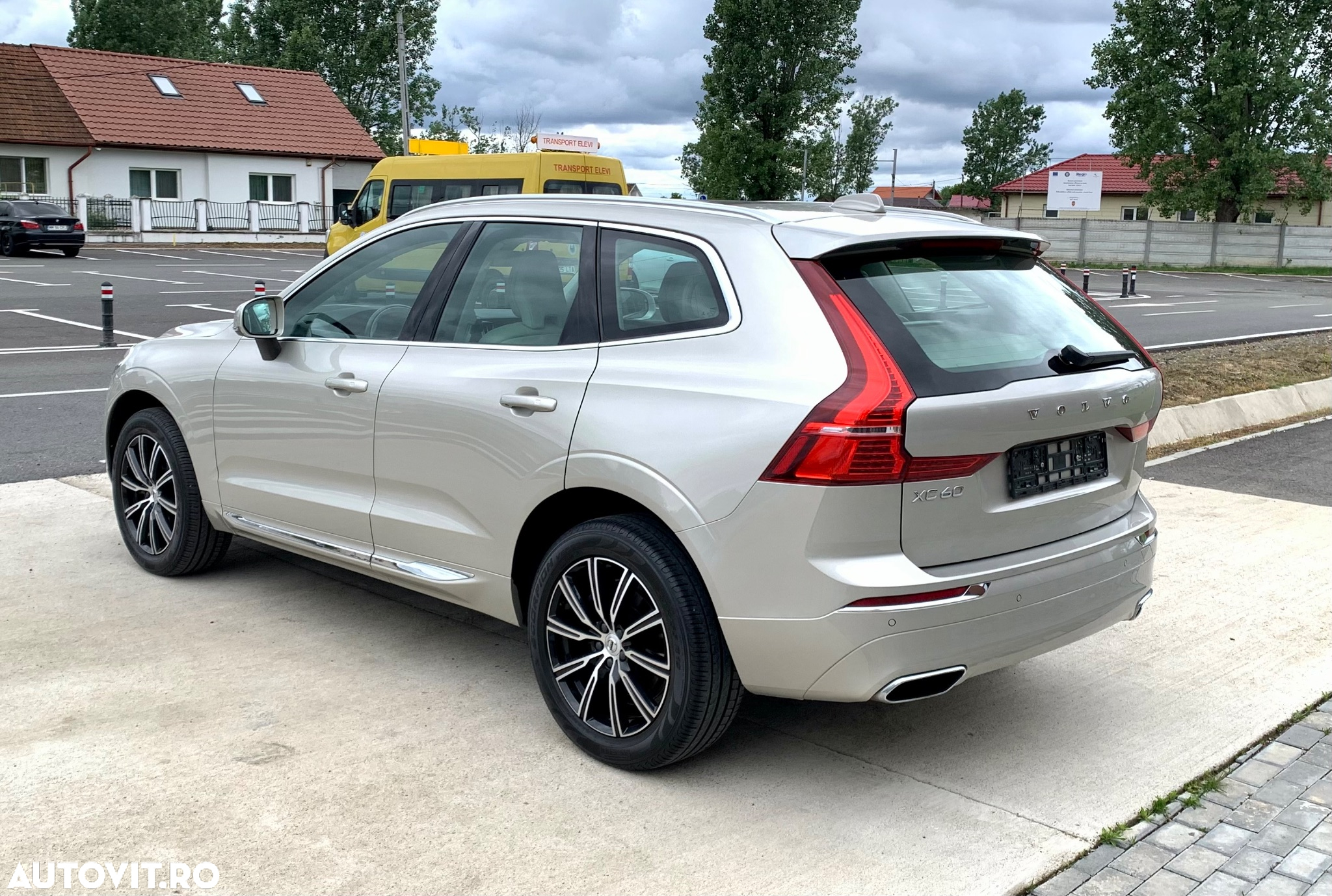 Volvo XC 60 B4 D AWD Geartronic Inscription - 14