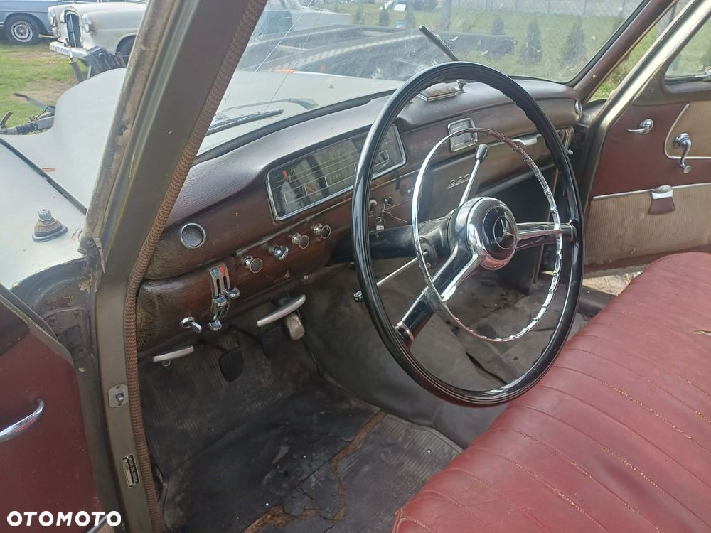 Mercedes-Benz Inny - 13