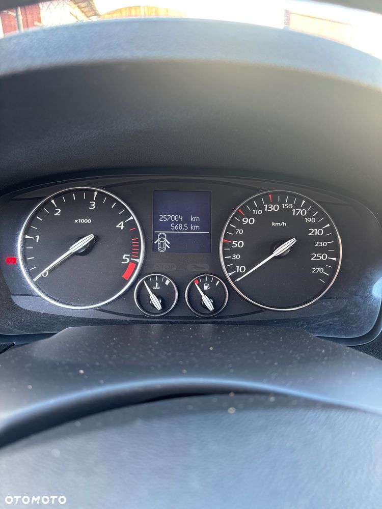 Renault Laguna - 12